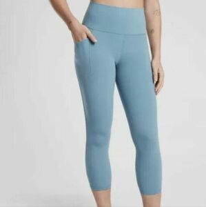 Athleta Salutation Stash Pocket Capri Tight Size Small Petite